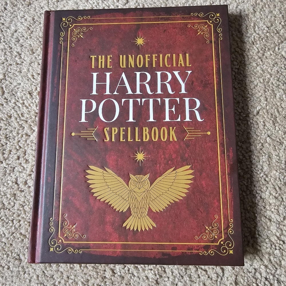 Mint Condition The Unofficial Harry Potter Spellbook.